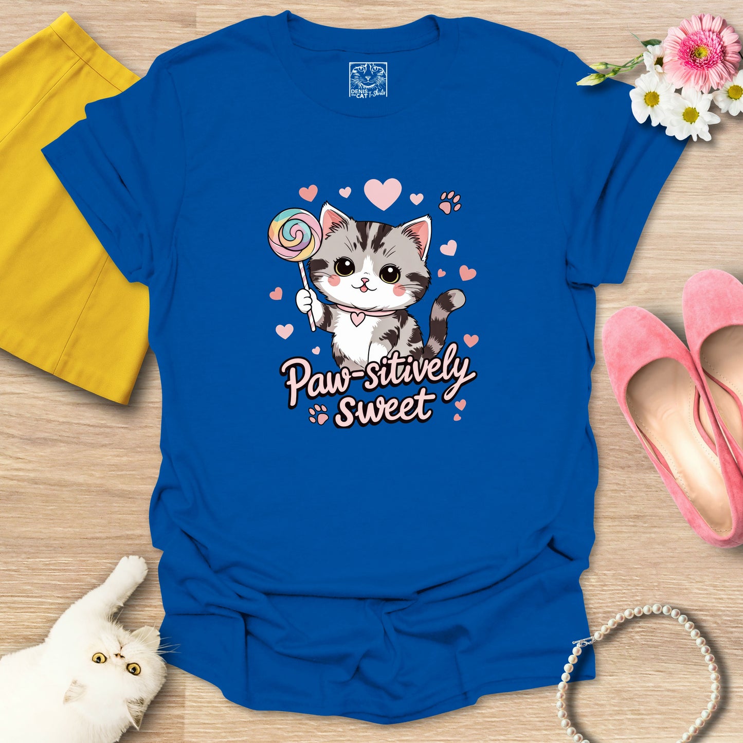 Paw-sitively Sweet Cat